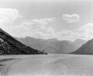 Bucht von Kotor : Einfahrt in die Bucht von Kotor