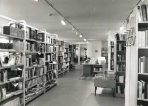 Seiffen. Bibliothek, Hauptstraße 95. Lesesaal und Ausleihe