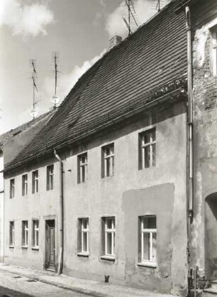 Belgern, Topfmarkt 2. Wohnhaus (um 1800)
