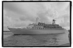 Pacific Princess (1971), P & O European Ferries, Großbritannien