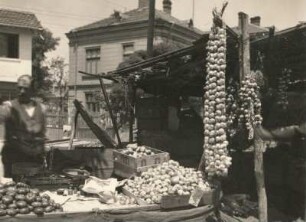 Sofia, Bulgarien. Gemüsestand auf dem Markt