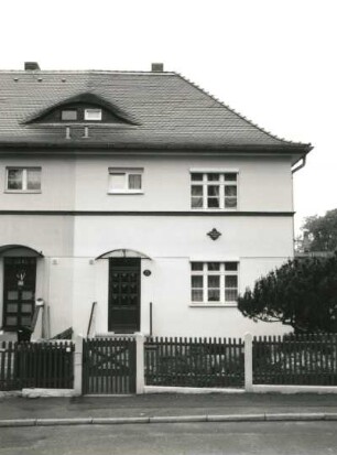 Wurzen. Reihenhäuser, Schöttgenstraße 14/8 (1925/1930). Straßenfront (Nr. 8)