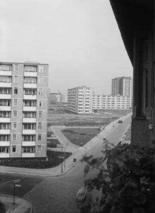 90° Panorama, Bild 3 von 3. Blick auf das Neubauviertel Springprojekt. Berlin-Kreuzberg, Alexandrinenstraße