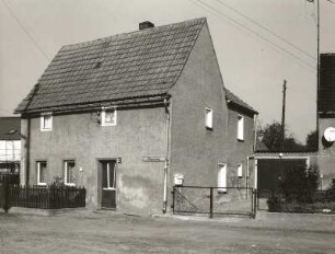 Mutzschen-Roda, Wiesenweg 2. Wohnhaus (1701/1800 begonnen ?)