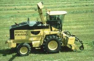 Fotografie: Futtererntetechnik, Feldhäcksler selbstfahrend, Pickup, Grassilage