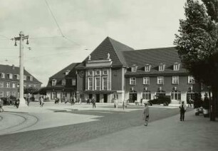 Frankfurt/Oder, Bahnhof : Frankfurt/Oder. Bahnhof. Bahnhofsvorplatz