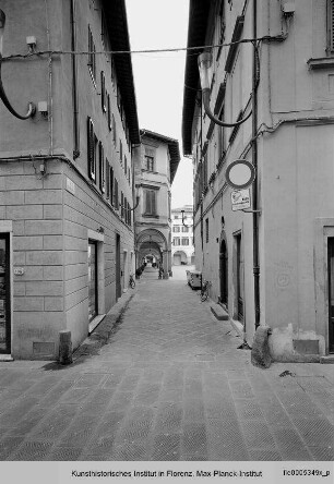 Piazza Farinata degli Uberti, Empoli