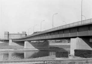 Neckarbrücke Mannheim/Neckar