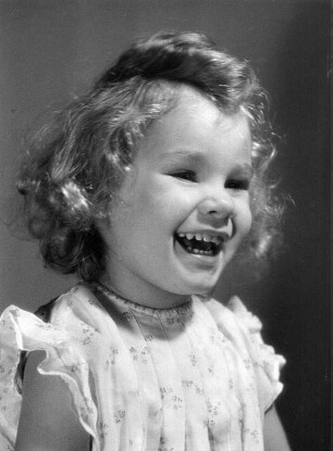 Kinderbilder. Porträt eines kleinen Mädchens