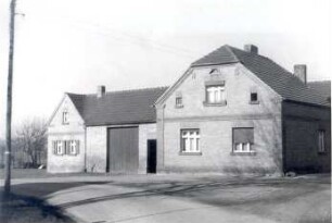 Bauernhof in Sabrodt : Bauwesen - Exterieur. Ort: Zabrod / Sabrodt. Anblick eines Anwesens.
