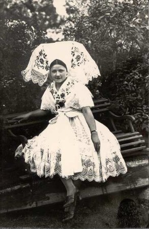 Fest- und Tanztracht aus Burg : Kleidung - niedersorbische Tracht. Ort: Bórkowy / Burg-Spreewald. Fest- und Tanztracht