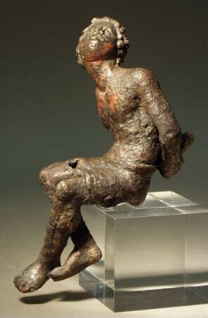 Hellenistische Statuette eines sitzenden, gefesselten Negers