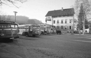 St. Blasien: Omnibusbahnhof und Postamt
