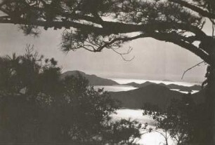 Hongkong, China. Blick auf die Insel Lamma und Bucht mit Perlflußmündung (Kanton)