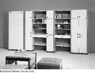 Anbauwand mit integriertem Schrankbett