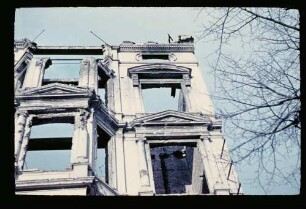 Ruine Prälat am Zoo 15.11.55.