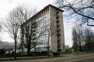Dresden: Blaues Haus (Forschungsinstitut für Arbeitsschutz und Arbeitsökonomie), heute Wohnhaus