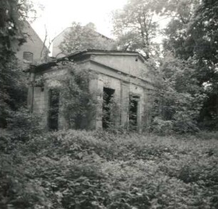 Frohburg. Schlosspark. Tempel (um 1800). Eckansicht