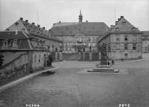 Fürstäbtliches Residenzschloss — Ehrenhof