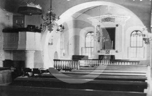 Gemeinderaum und Chor der Kirche Arensburg nach O