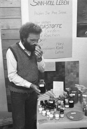 Ausstellung "sparen - bauen - wohnen ´84" in den Hallen am Festplatz