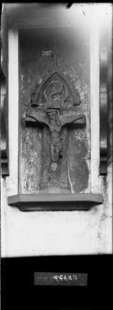 Inzighofen Klosterkirche Wandnische an der Nordseite Refektorium mit Kruzifix (um 1463)