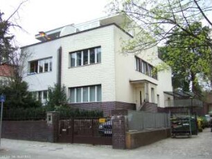 Wohnhaus; Berlin, Charlottenburg-Wilmersdorf