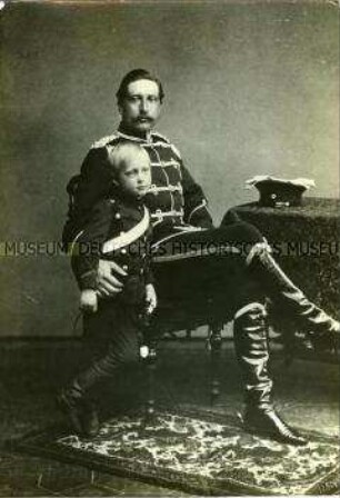 Der spätere Kaiser Wilhelm II. mit seinem Sohn Wilhelm