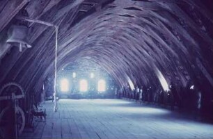 Saalfeld. Stadtmuseum im Franziskanerkloster, Dachstuhl des Hauptschiffes