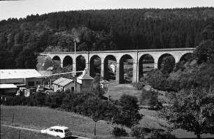 Friedrichsdorf: Bahnviadukt im Ittertal