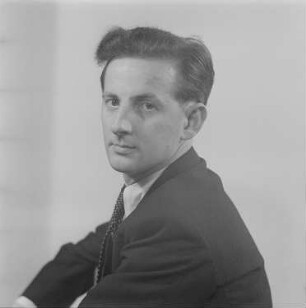 Porträtaufnahmen von Pianist Prof. Dieter Zechlin : Porträt von Dieter Zechlin