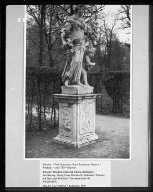 Pomona mit Putto und Früchten
