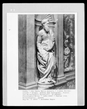 Piccolomini-Altar — Rahmen der Altarnische — Heiliger Paulus