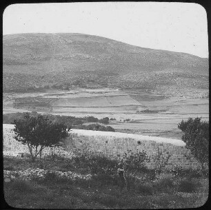 Mt.[Mount]-Ebal fr. Jacob's Well