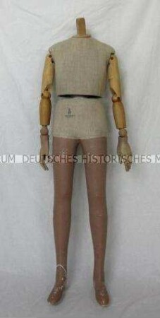 Figurine Junge, Schaufensterfigurine ohne Kopf