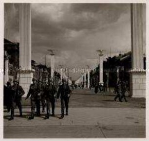 Treffen von Adolf Hitler, Robert Ley und Joseph Goebbels