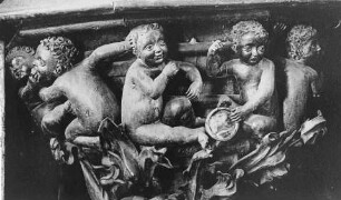 Mittelschrein — Heiliger Wolfgang — Konsole für die Figur des heiligen Petrus.