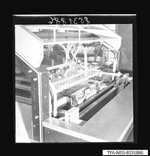 "Handschuh-Automat" M19400, Teilansicht 13, Foto 1985
