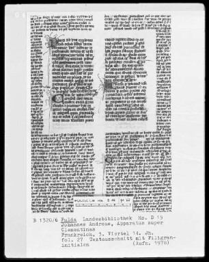 Johannes Andreae, Apparatus super Clementinas — Ornamentaler Schriftsatz mit Initialen, Folio 27recto