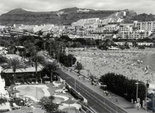 Puorto Rico, Gran Canaria, Hotelanlagen und Strand