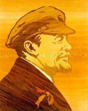 Intarsienbild mit Porträt von Lenin zum 25. Jahrestag des MfDG