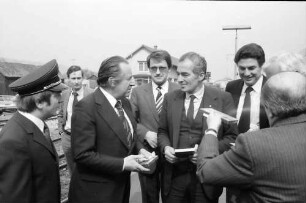 Gernsbach: Gruppen mit: Bubel, Staatssekretär, Regierungspräsident Müller