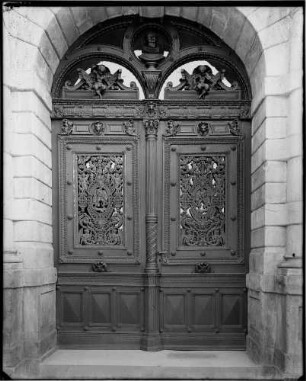 Baden-Baden Neues Schloss - Hauptbau Hauptportal