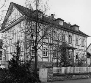 Ehem. Schule (Fachwerkbau); Aßlar, Hinterstraße (WD)