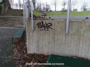 BAHR.