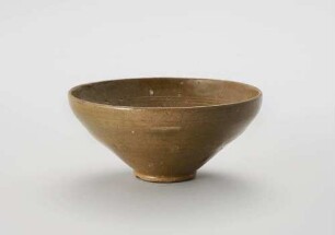 Seladon Schale, "Chong ja sang gam un mun bal" 청자상감운문발