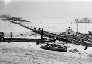 Eisbildung auf der Stör