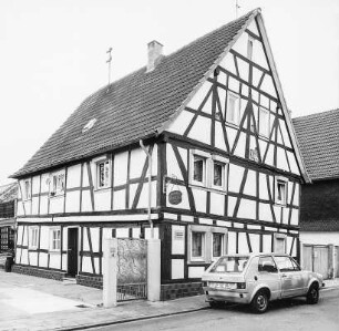 Fachwerkwohnhaus; Hainburg, Krotzenburger Straße 43