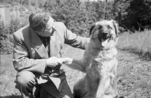 Leonberg: [Gerhart Herrmann] Mostar und sein Leonberger Hund