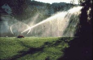 Fotografie: Gartenbautechnik-Freiland, Bewässerung, Beregnungsanlage, Frostschutz
